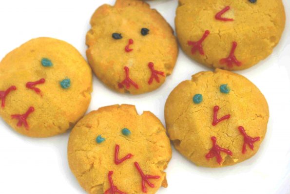 Easter chick biscuits