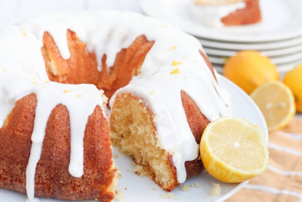 lemon bundt cake on a serving plate.