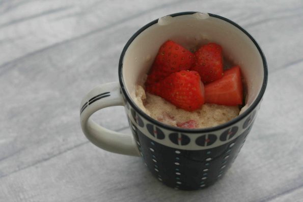 strawberry mug cake