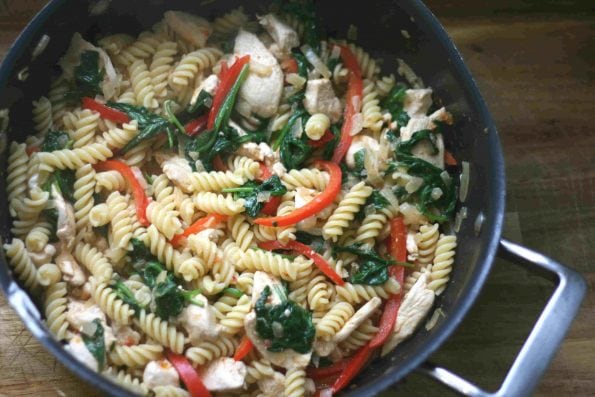 chicken and red pesto pasta 7