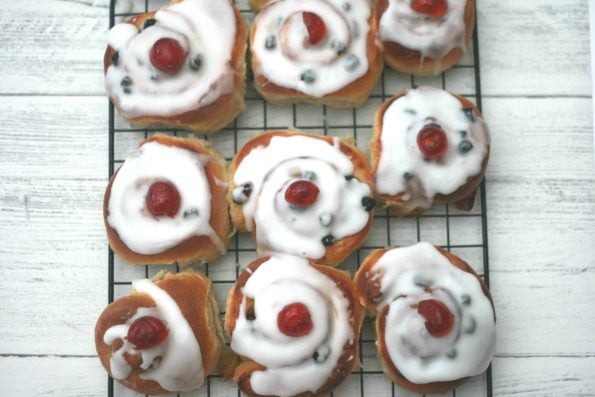 Belgian buns on a wire rack