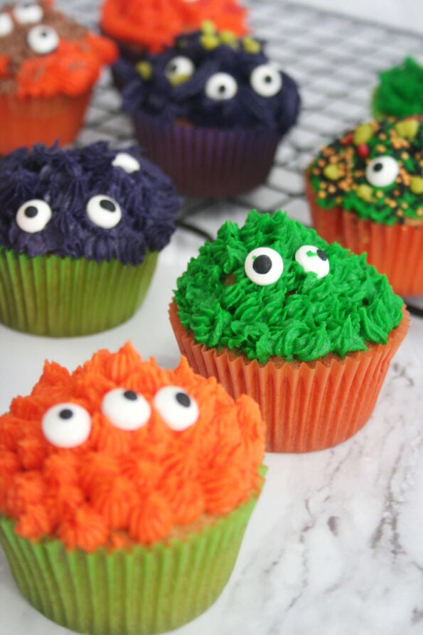 Halloween monster cupcakes