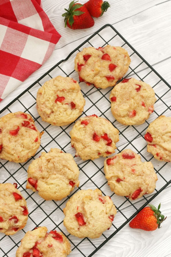 Strawberry cookies on a wire rack