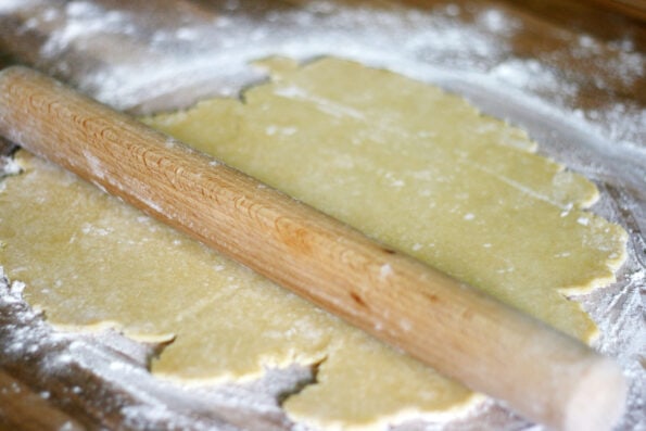 rolling out shortcrust pastry