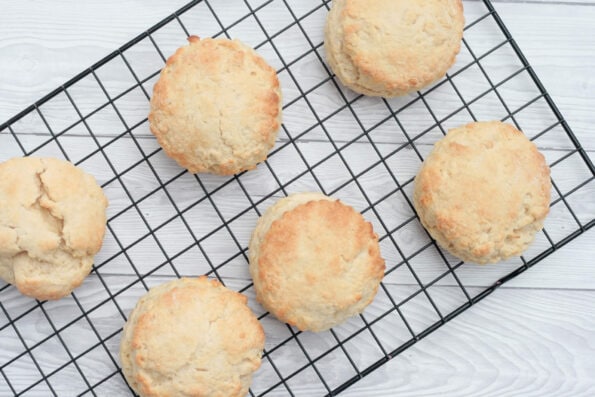 biscuit/scones on a wire rack.